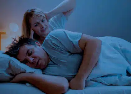 How to stop snoring naturally!